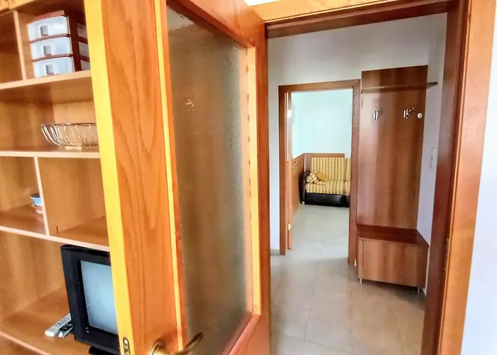 Family 2bdr In The Center Apartment *