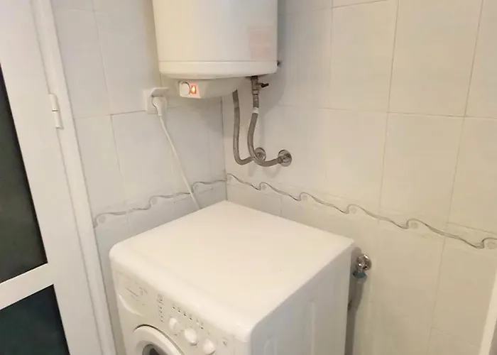 Family 2bdr In The Center Apartment *