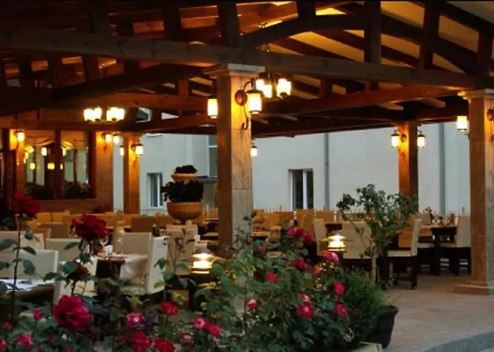 Family 2bdr In The Center Apartment *