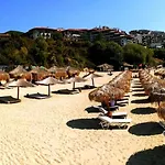 Family With Pool View Near The Sveti Vlas