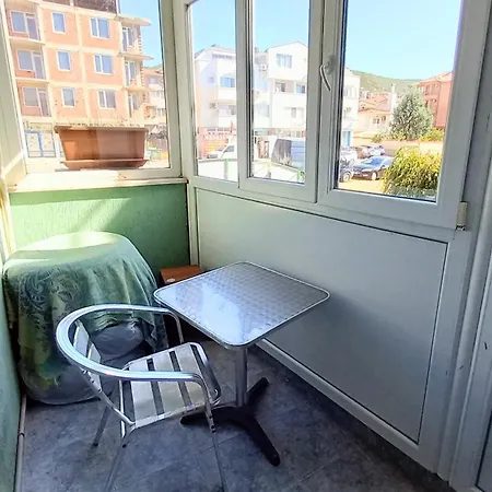 Apartment Family 2bdr In The Center Sveti Vlas